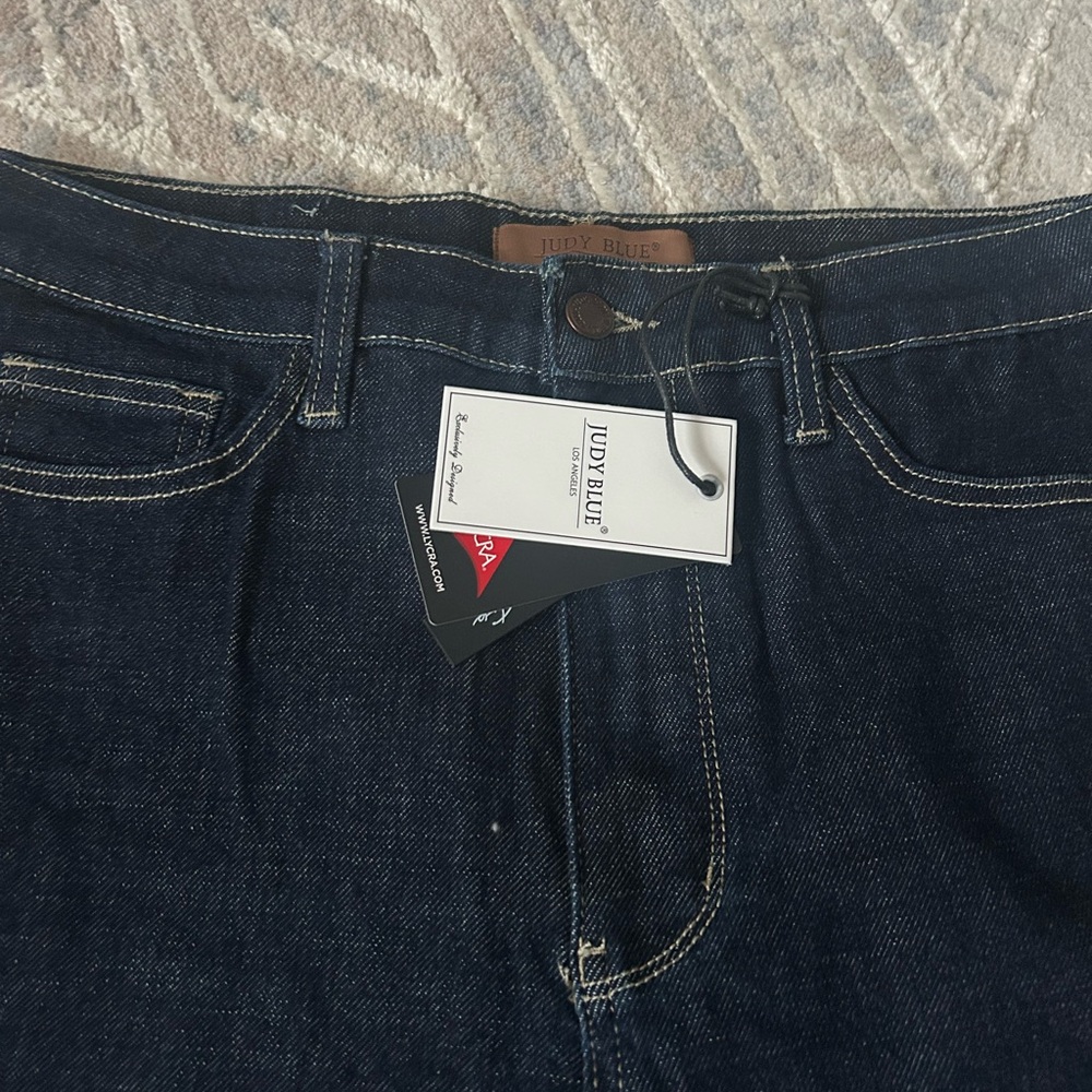 Judy Blue Women’s Dark Blue Jeans